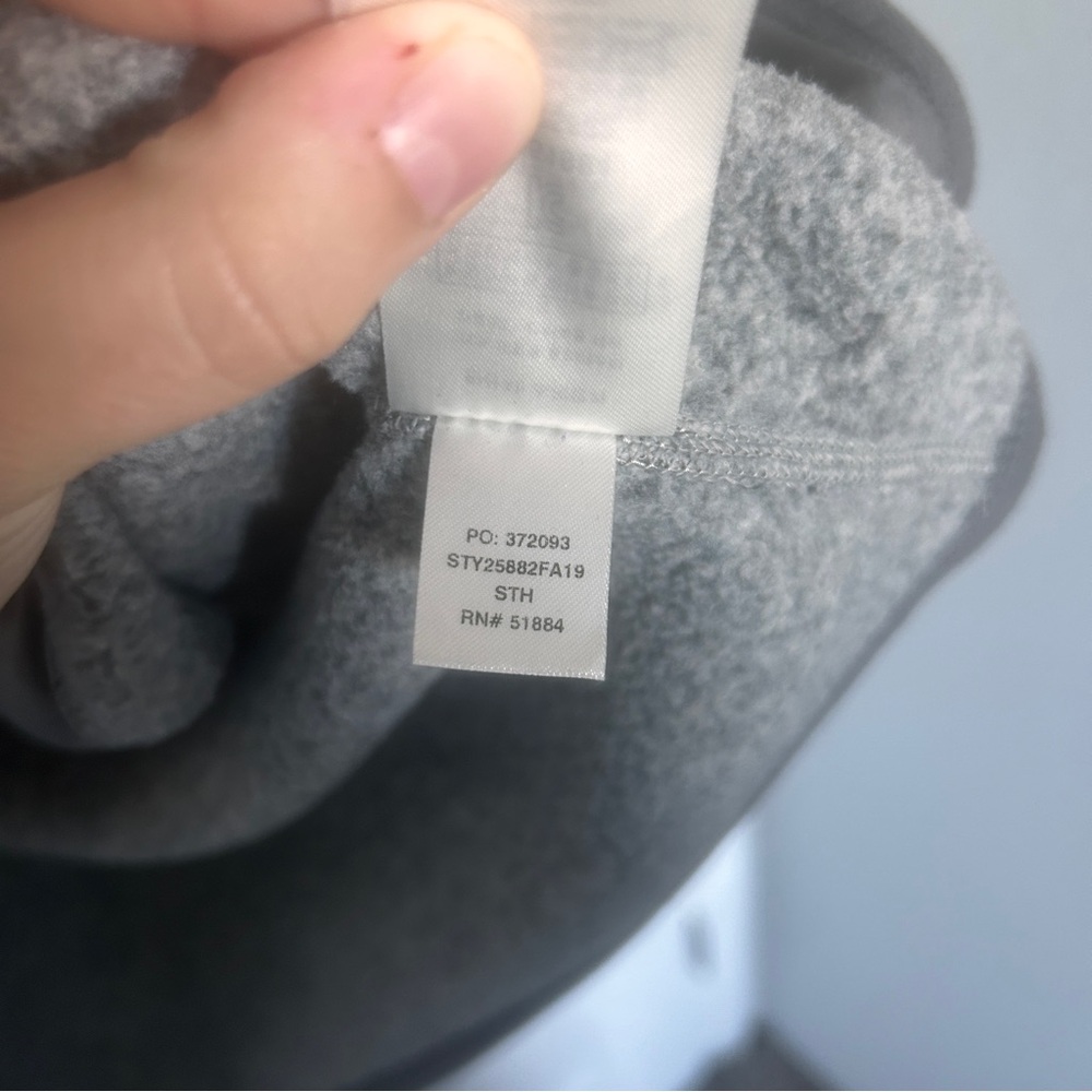 Patagonia Men’s Better Sweater Fleece Vest - Picture 6 of 6